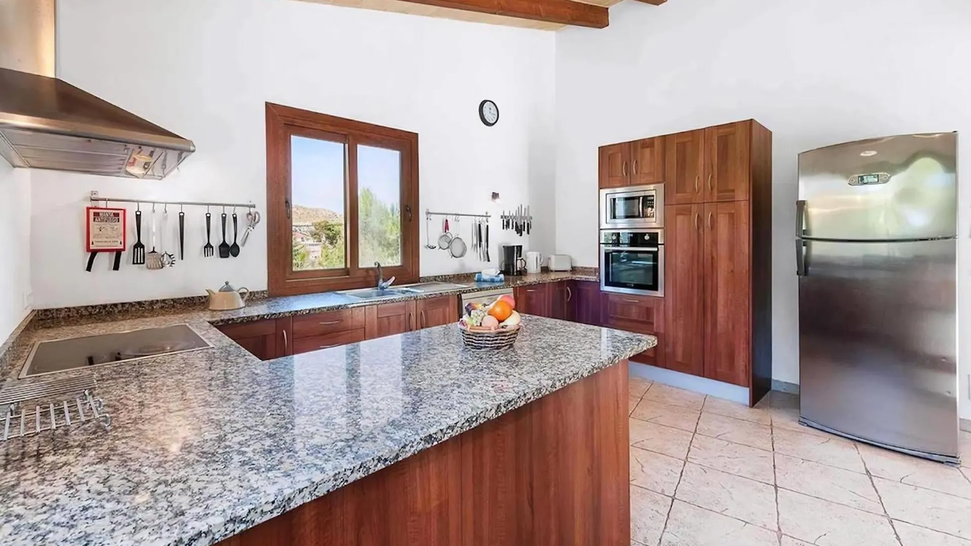 Villa Alexandria Mit Pool Und Grillplatz Cala San Vicente  Spain